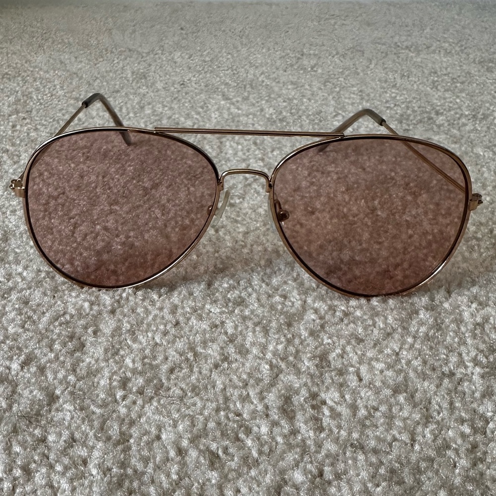 Stylish Brown Aviator Sunglasses